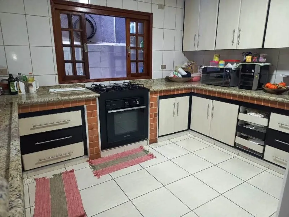 Sobrado, 3 quartos, 304 m² - Foto 5