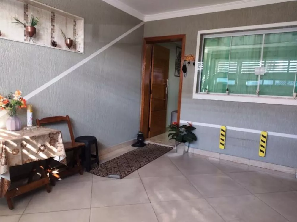 Sobrado à venda com 4 quartos, 111m² - Foto 4