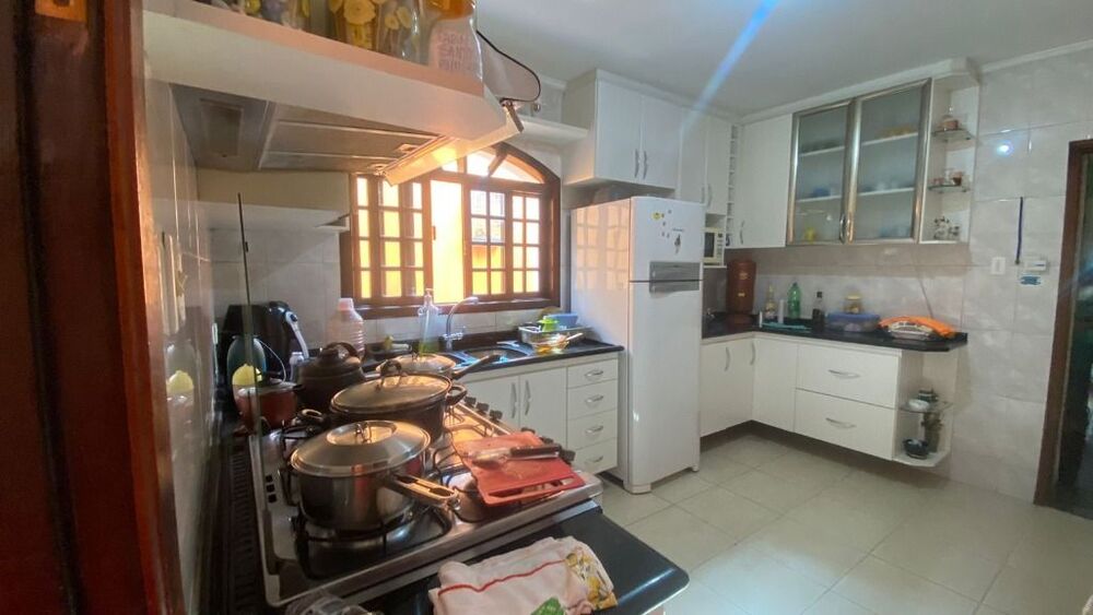Sobrado, 3 quartos, 193 m² - Foto 2