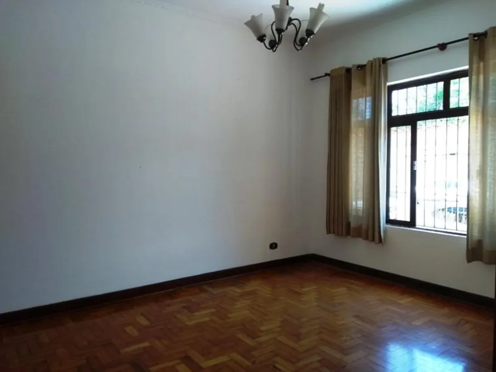 Casa, 3 quartos, 182 m² - Foto 1