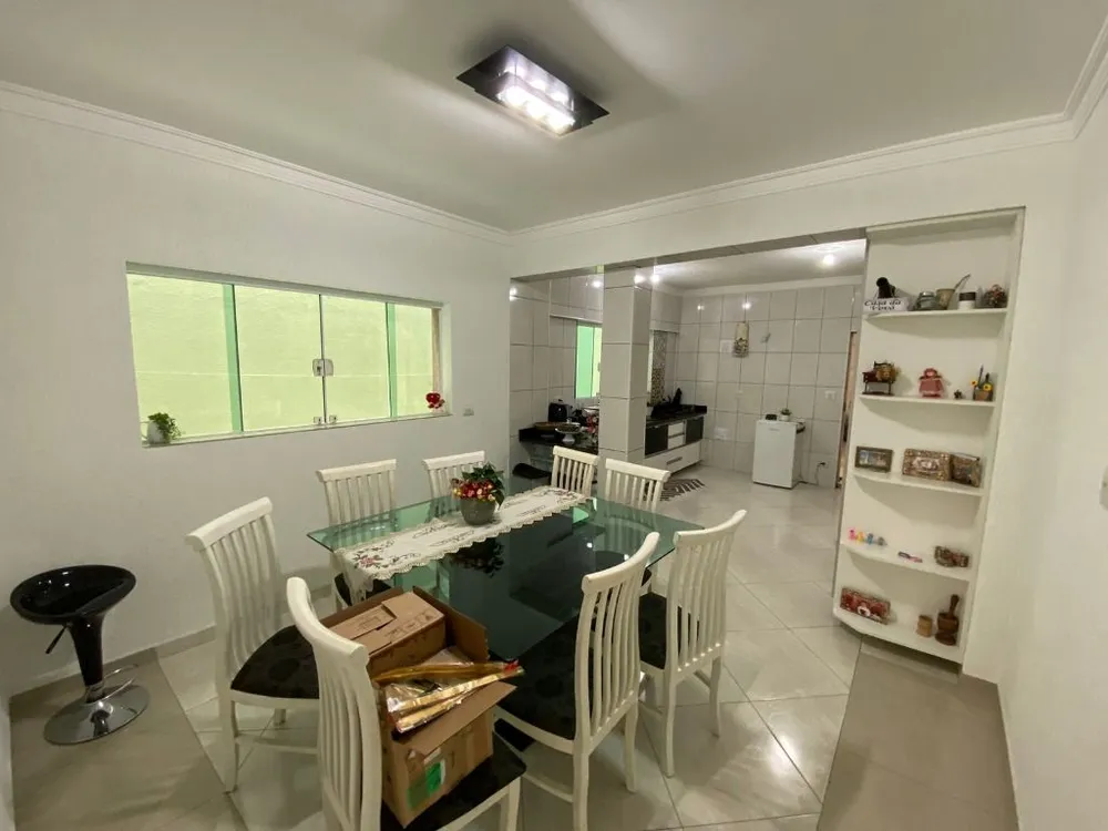 Sobrado, 3 quartos, 183 m² - Foto 2