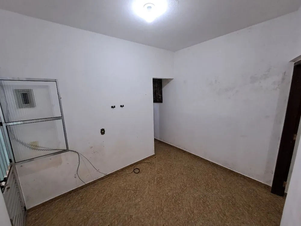 Casa, 3 quartos, 243 m² - Foto 8