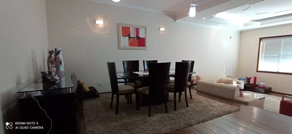 Sobrado à venda com 3 quartos, 300m² - Foto 3