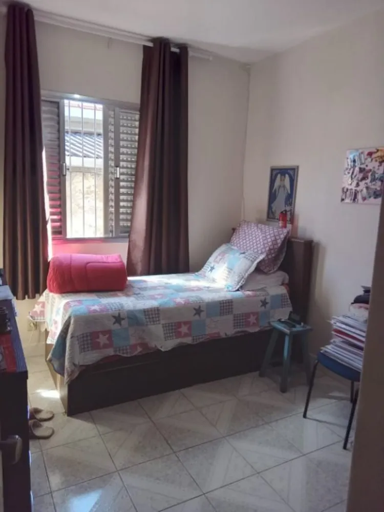 Casa, 3 quartos, 245 m² - Foto 13