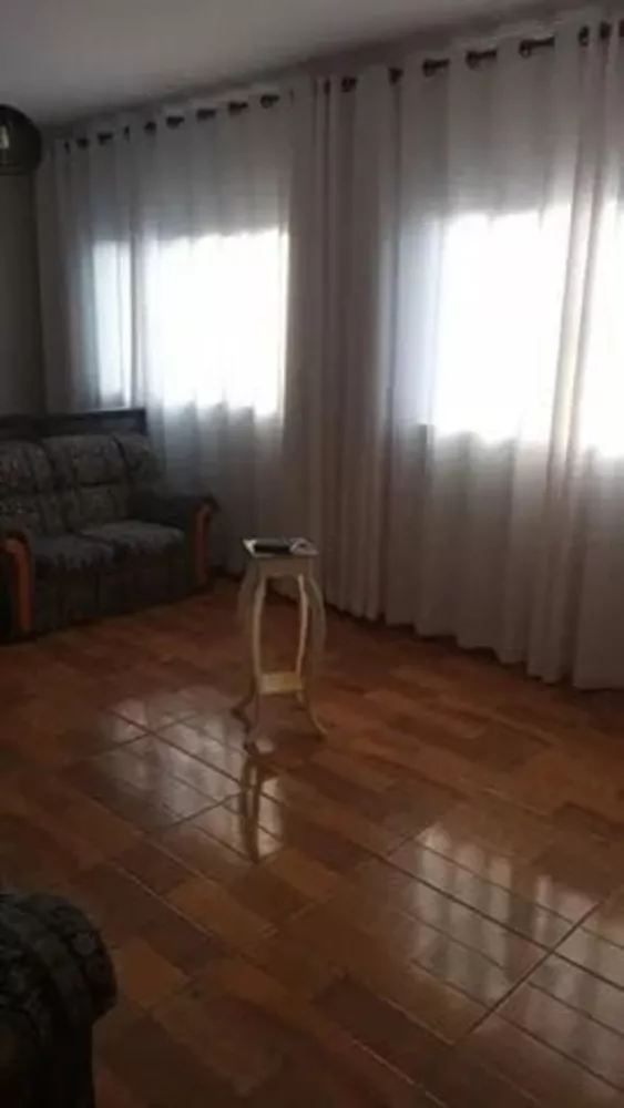 Chácara, 3 quartos, 2000 m² - Foto 2