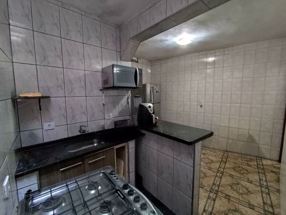 Casa para alugar com 2 quartos, 60m² - Foto 9