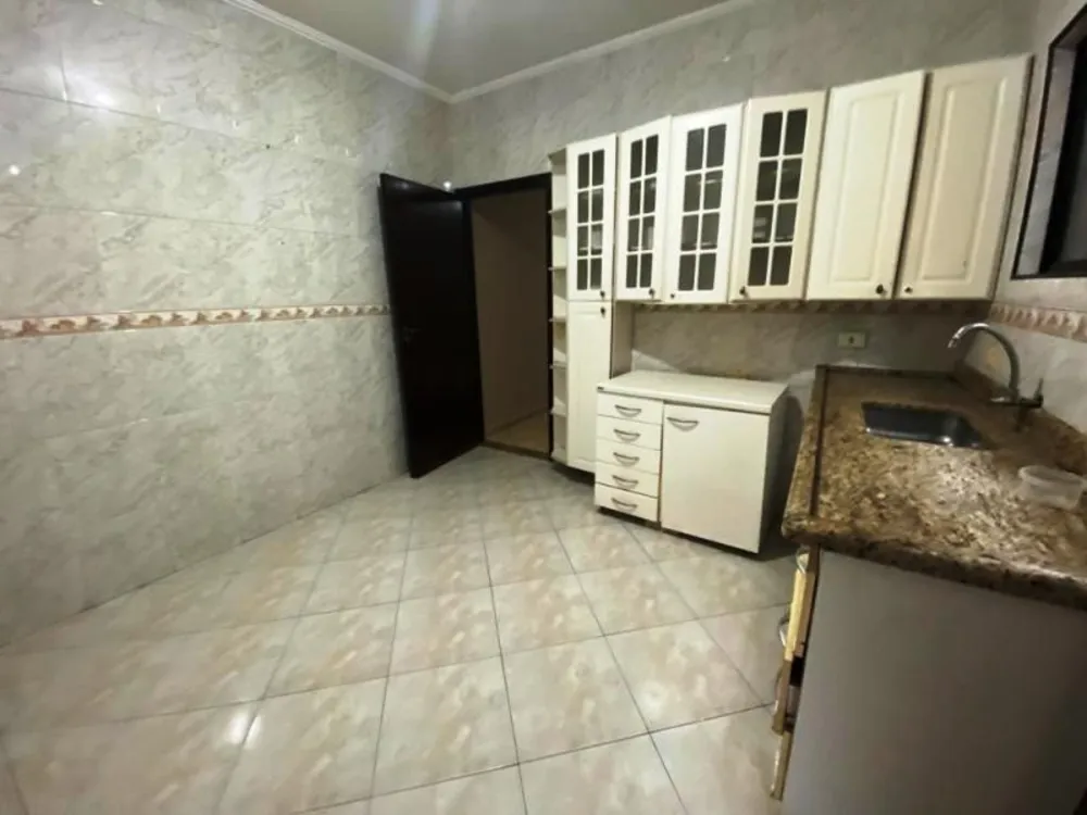 Sobrado, 3 quartos, 182 m² - Foto 2