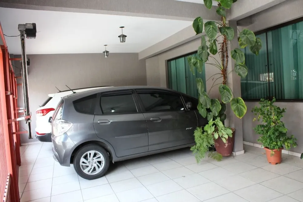 Sobrado, 3 quartos, 295 m² - Foto 1