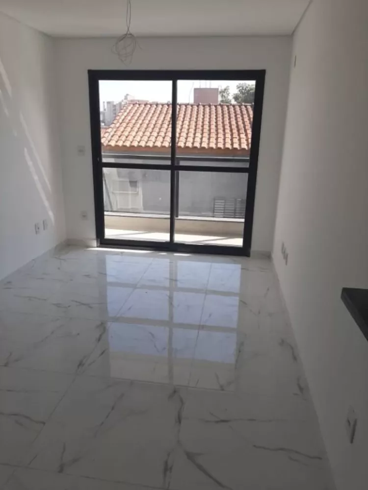 Apartamento à venda com 2 quartos, 68m² - Foto 2