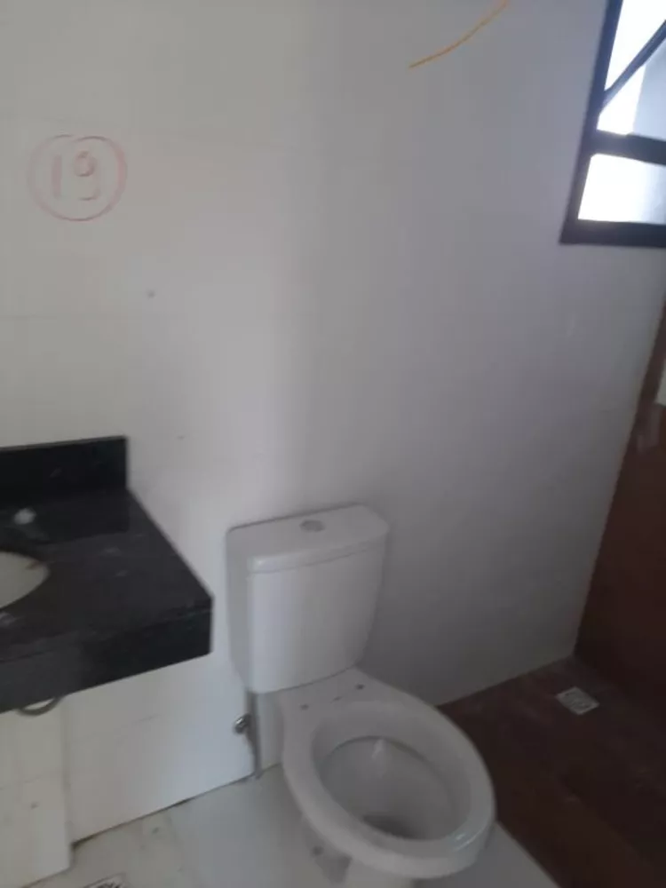 Apartamento à venda com 2 quartos, 68m² - Foto 5