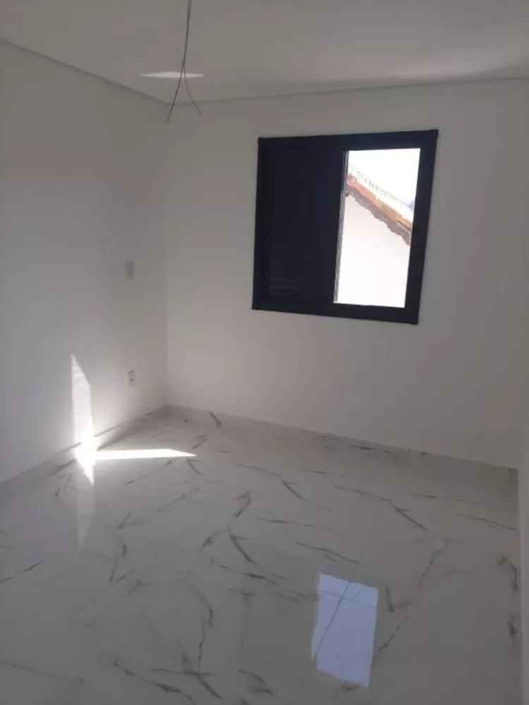 Apartamento à venda com 2 quartos, 68m² - Foto 1