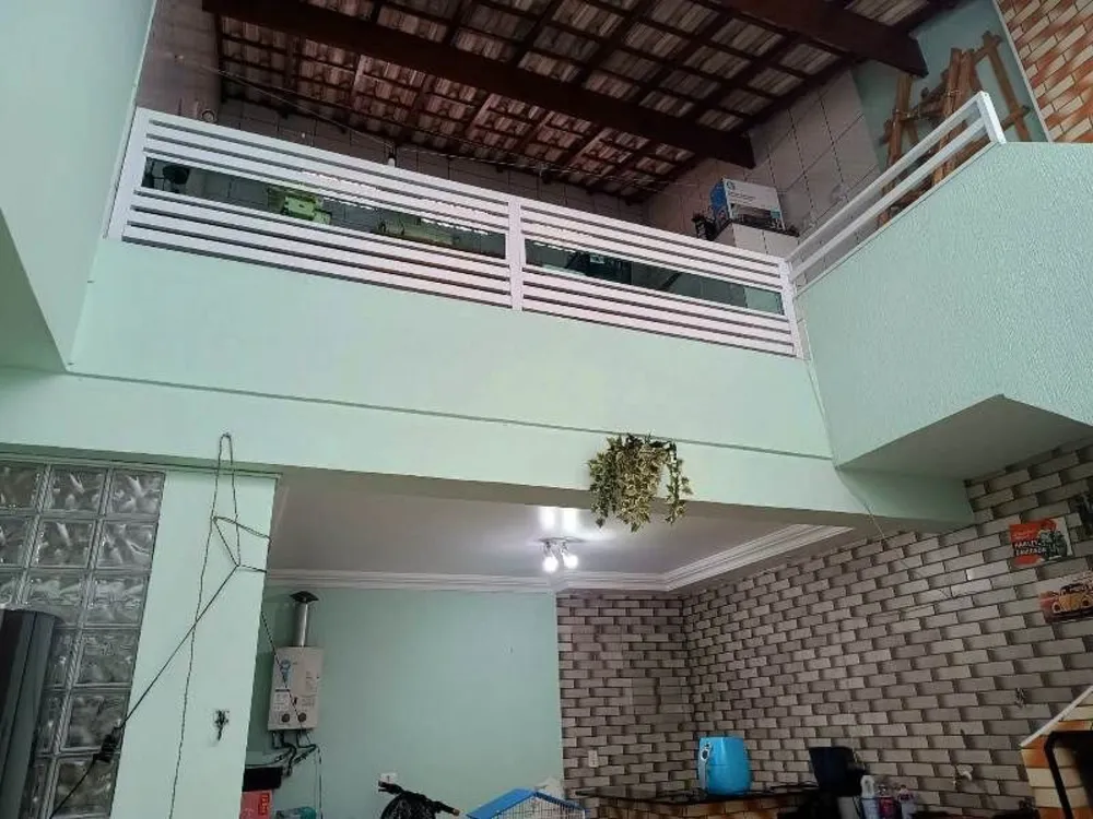 Sobrado, 3 quartos, 223 m² - Foto 2