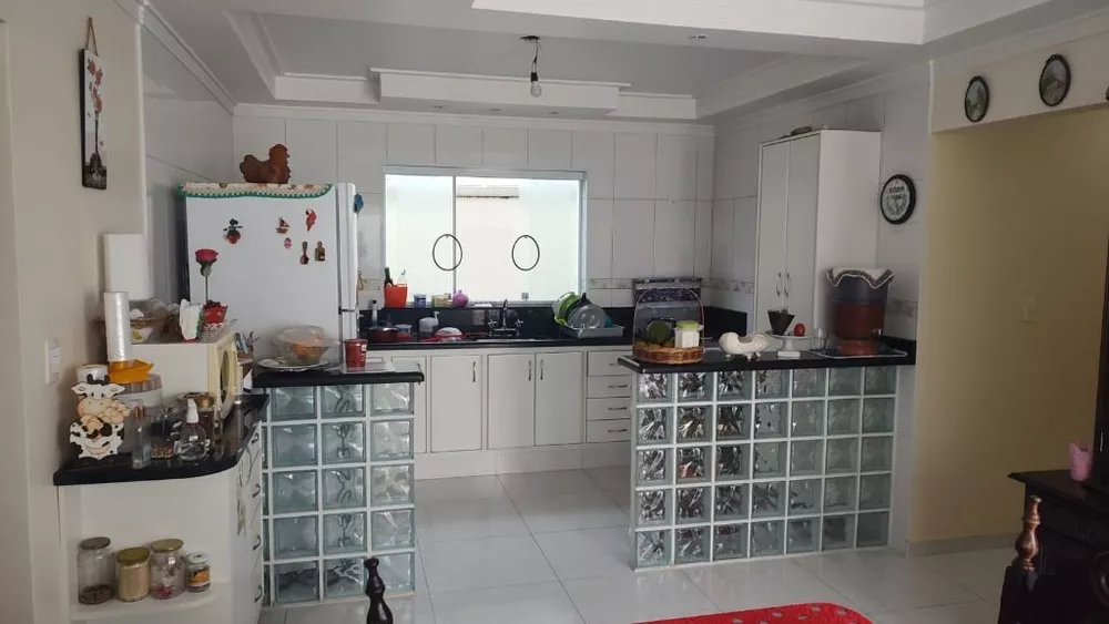 Casa à venda com 3 quartos, 191m² - Foto 12