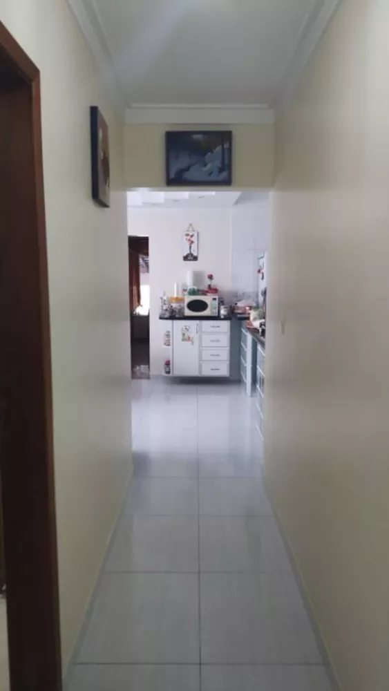 Casa à venda com 3 quartos, 191m² - Foto 9