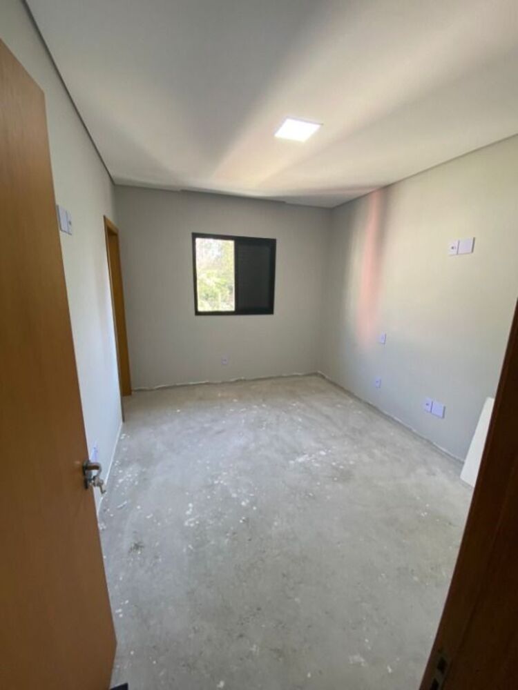 Sobrado, 3 quartos, 214 m² - Foto 2