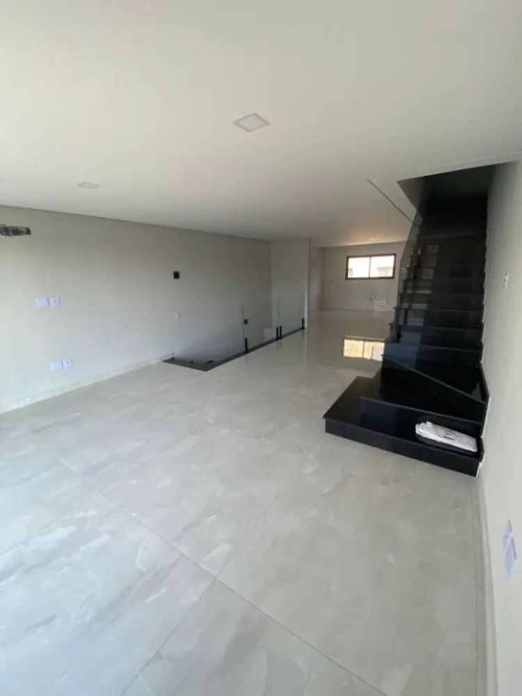 Sobrado, 3 quartos, 214 m² - Foto 3
