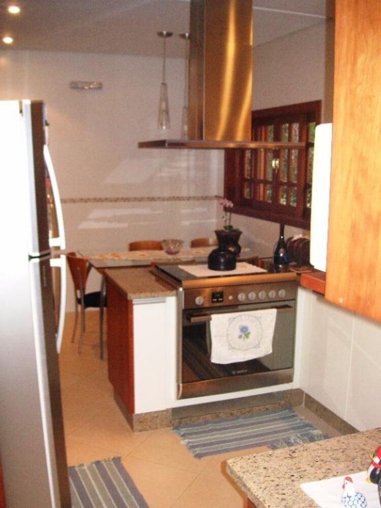 Sobrado, 4 quartos, 470 m² - Foto 1