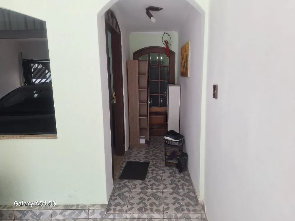 Sobrado, 4 quartos, 218 m² - Foto 1