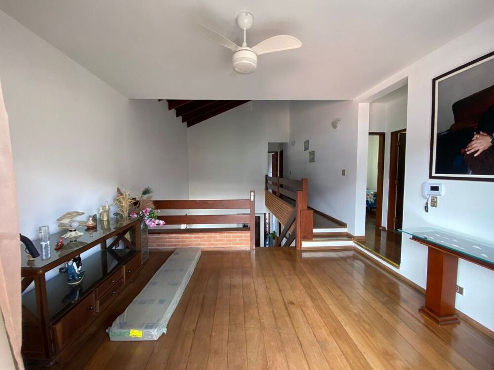 Sobrado, 4 quartos, 320 m² - Foto 1