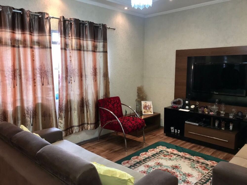 Sobrado à venda com 2 quartos, 204m² - Foto 1
