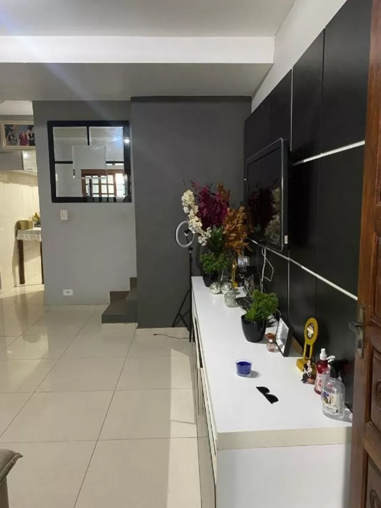 Sobrado à venda com 3 quartos, 92m² - Foto 2