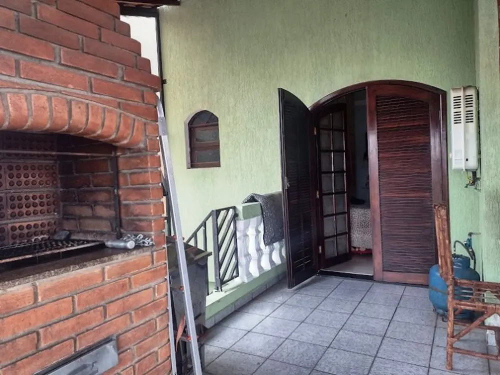 Sobrado, 4 quartos, 220 m² - Foto 1
