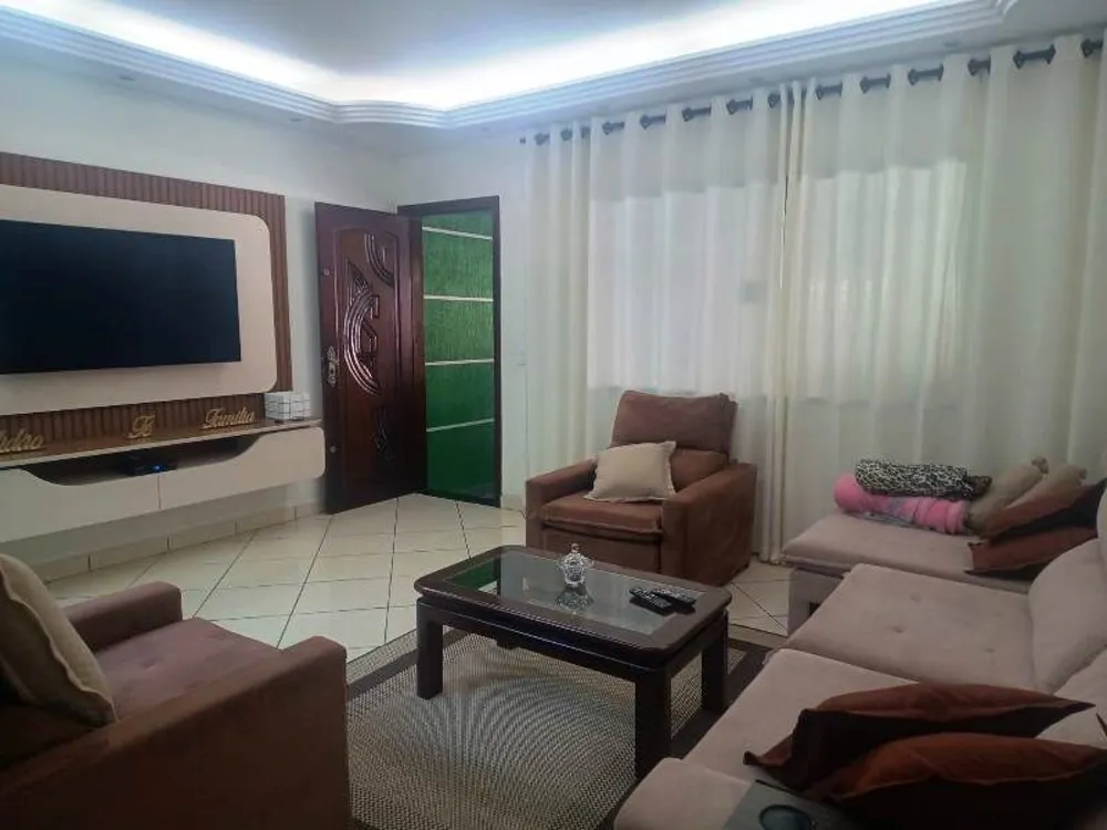 Sobrado, 4 quartos, 196 m² - Foto 1