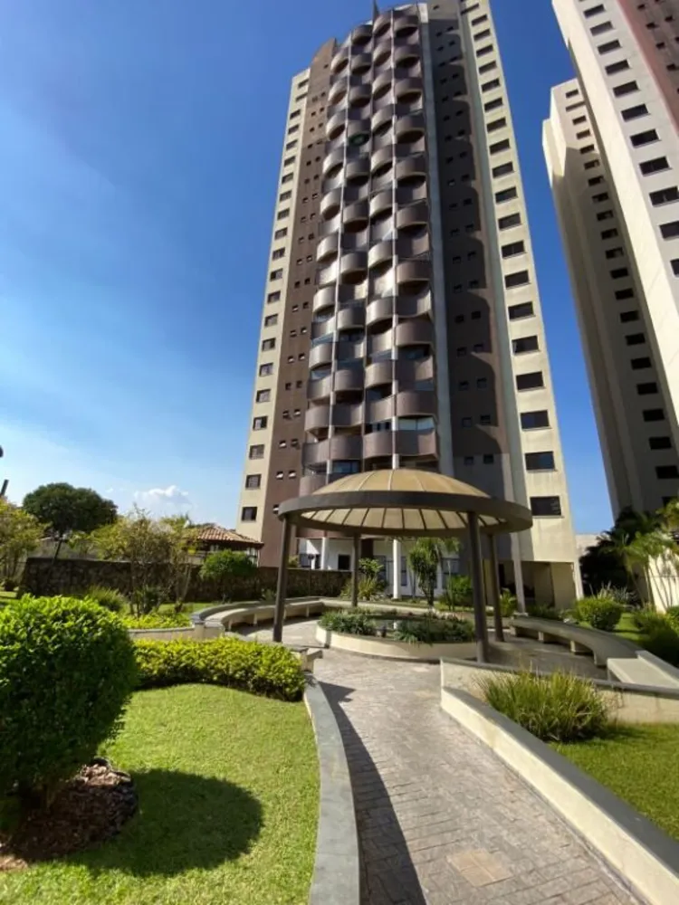 Apartamento, 3 quartos, 130 m² - Foto 1