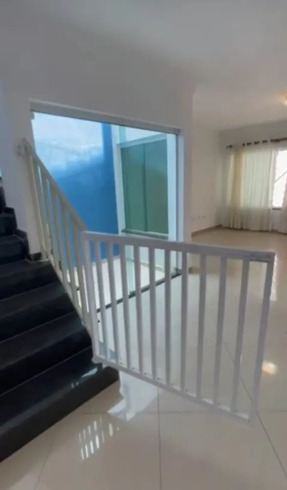 Sobrado, 3 quartos, 187 m² - Foto 2