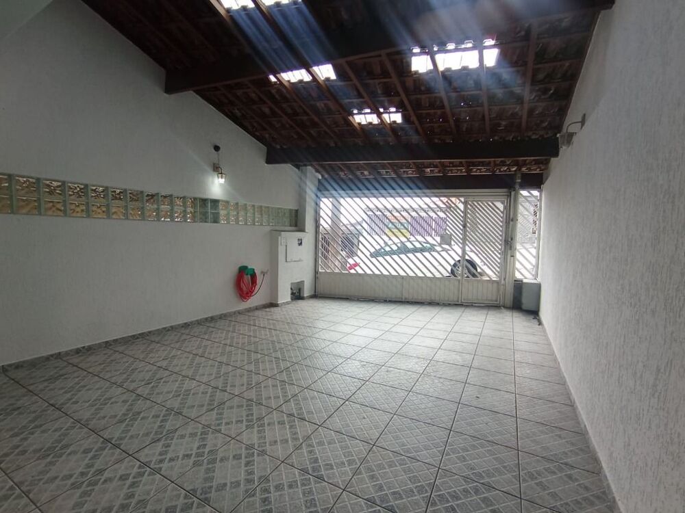 Casa, 4 quartos, 247 m² - Foto 1