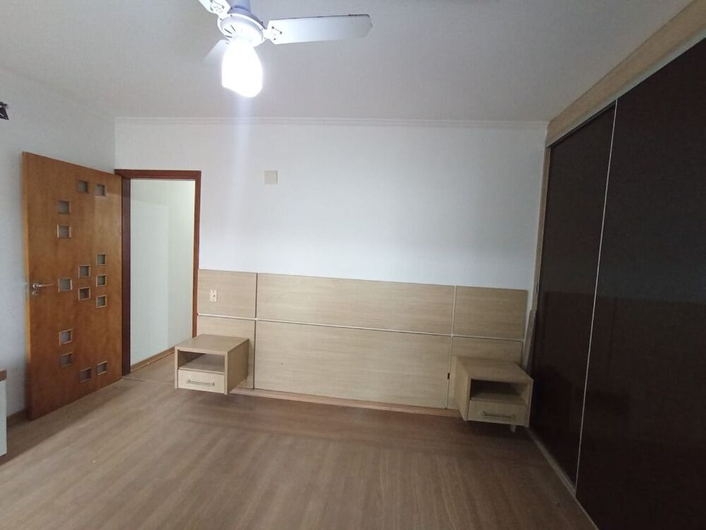 Casa, 4 quartos, 247 m² - Foto 15