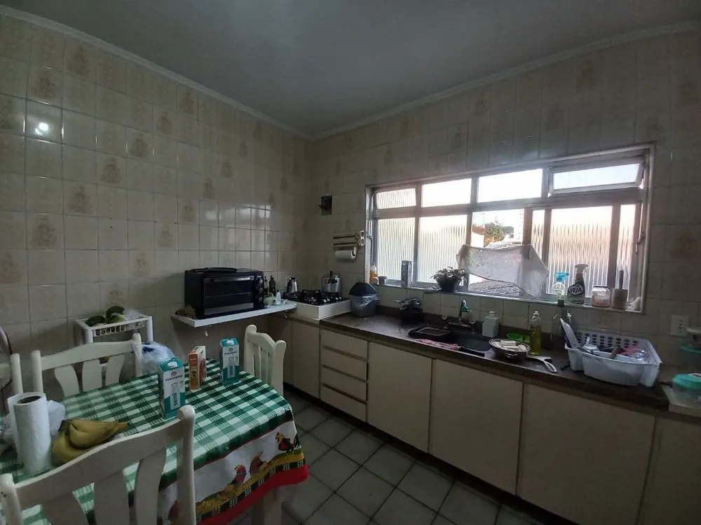 Sobrado, 2 quartos, 240 m² - Foto 2
