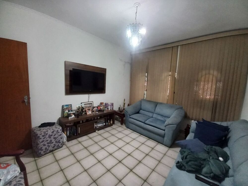 Sobrado, 2 quartos, 240 m² - Foto 1