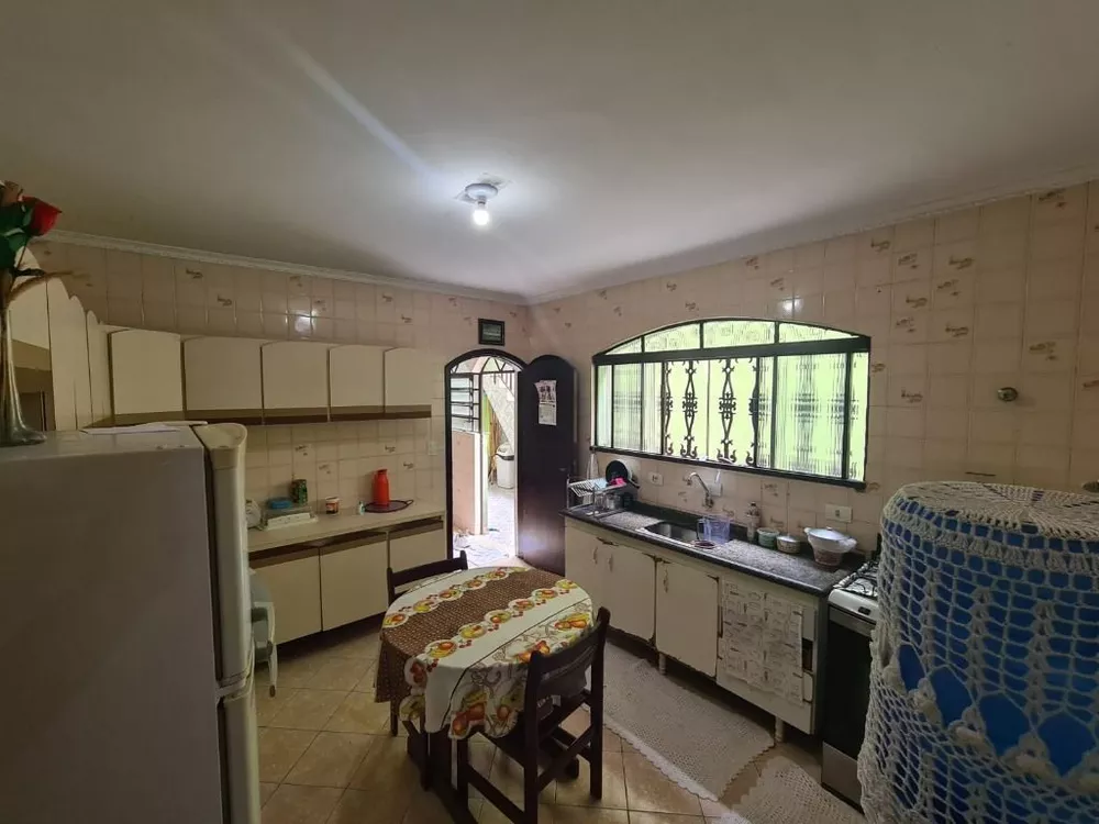 Sobrado à venda com 3 quartos, 187m² - Foto 3