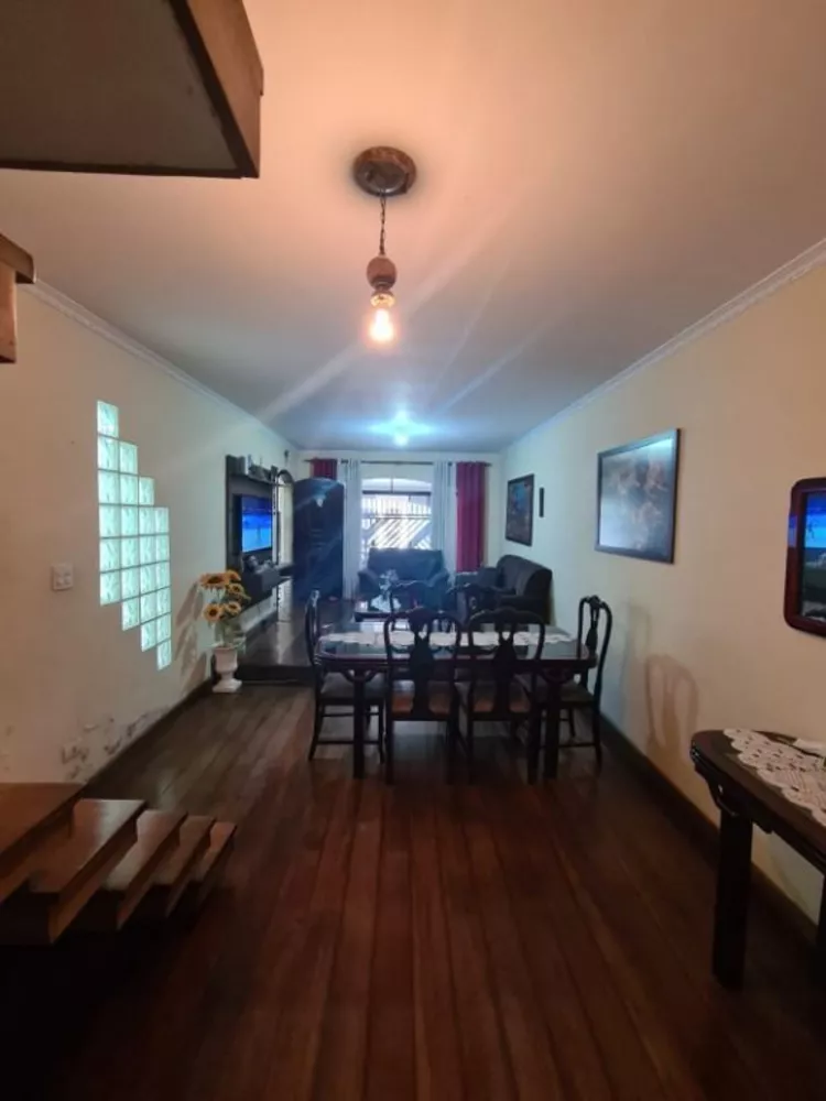 Sobrado à venda com 3 quartos, 187m² - Foto 2