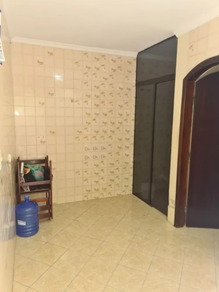 Sobrado à venda com 3 quartos, 187m² - Foto 4