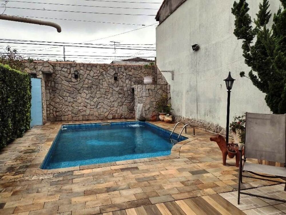 Sobrado à venda com 2 quartos, 216m² - Foto 8