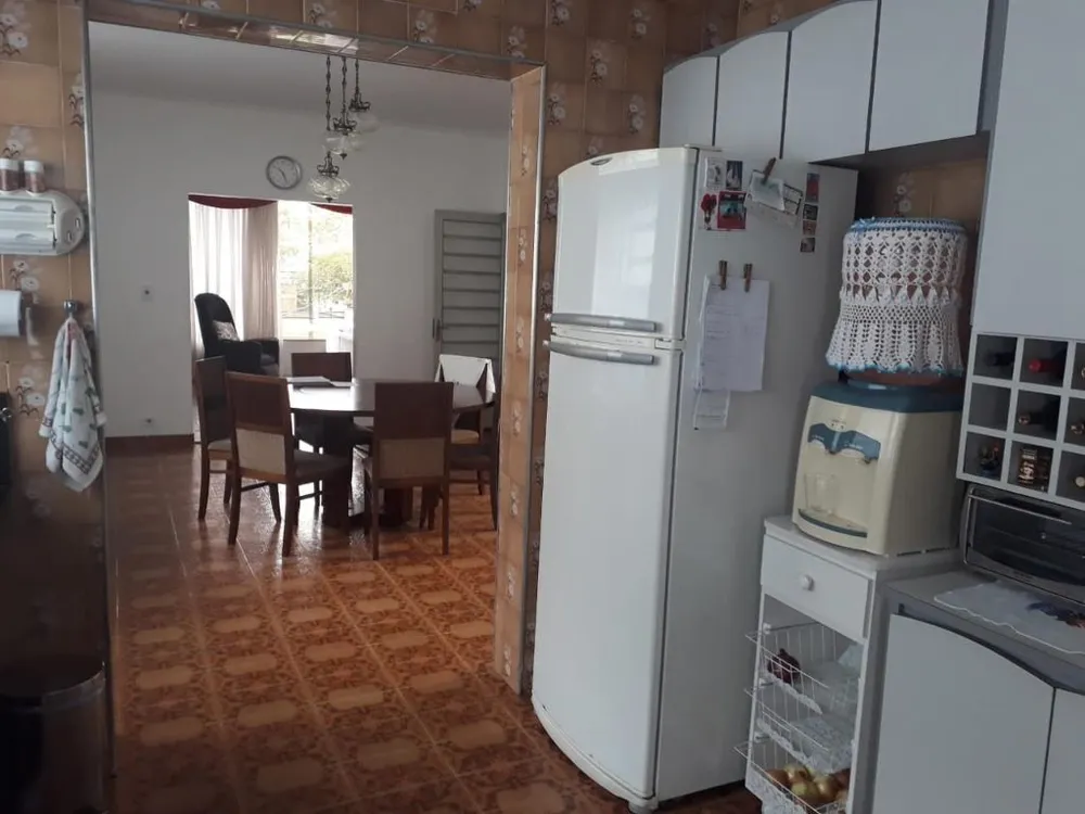 Casa, 3 quartos, 247 m² - Foto 1