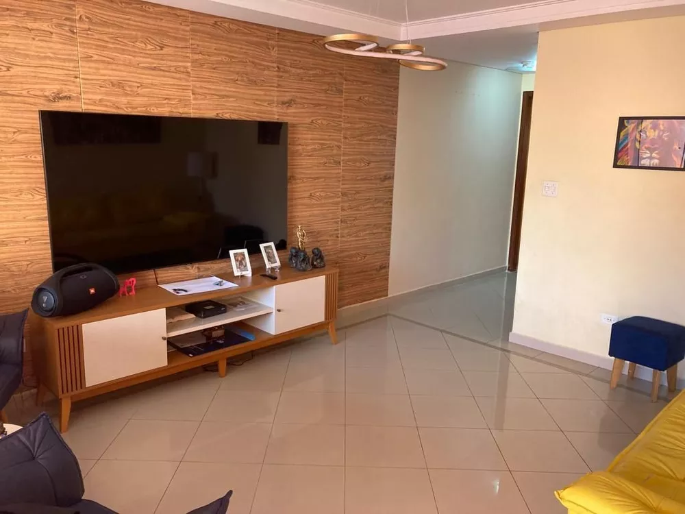 Sobrado à venda com 3 quartos, 168m² - Foto 1