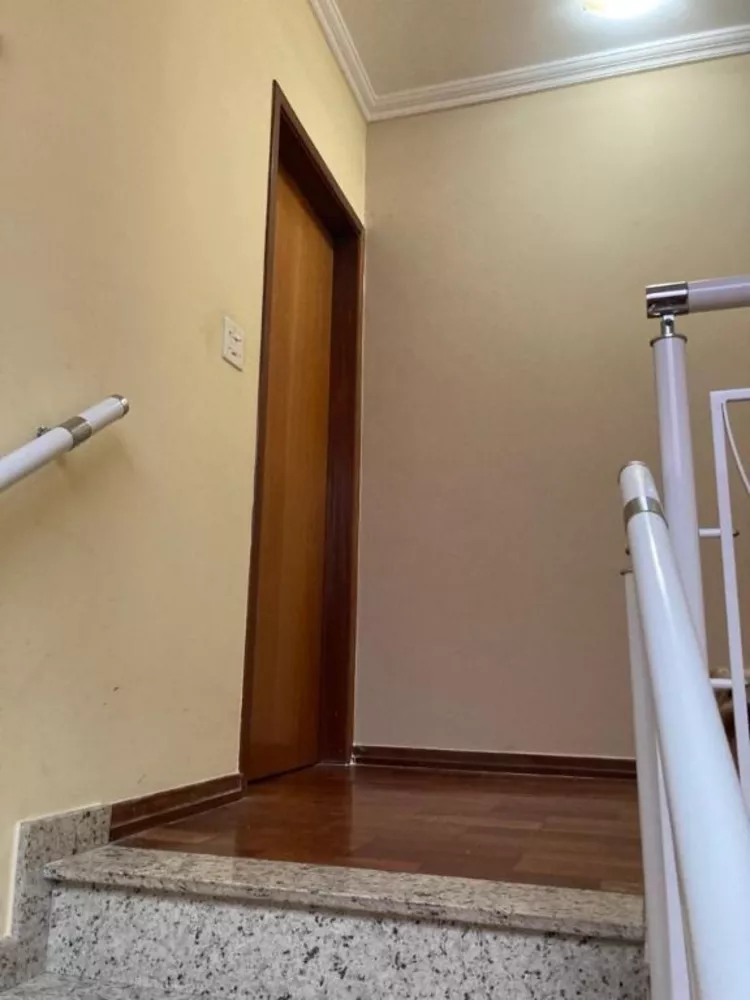 Sobrado à venda com 3 quartos, 168m² - Foto 5