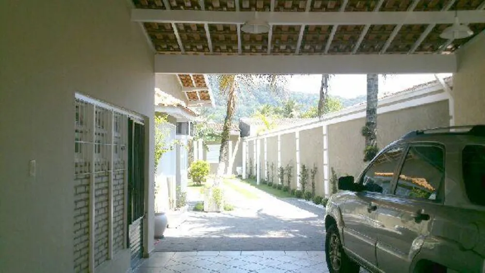 Casa, 6 quartos, 300 m² - Foto 4