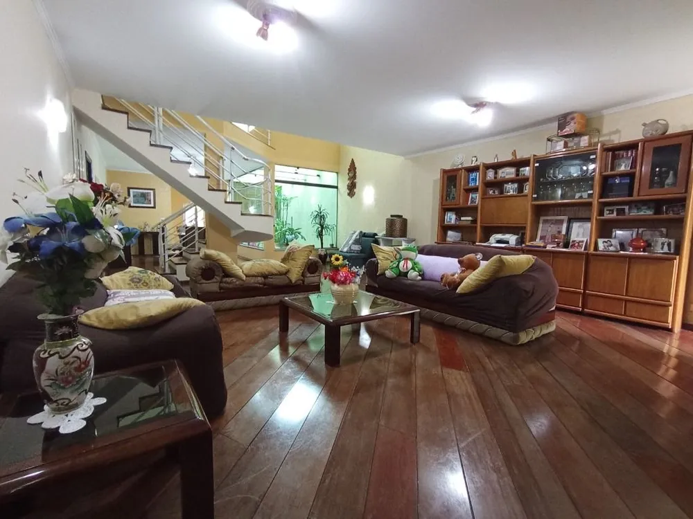Sobrado, 3 quartos, 357 m² - Foto 2