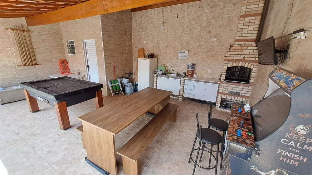 Casa, 3 quartos, 168 m² - Foto 1