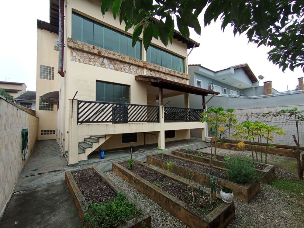 Sobrado, 3 quartos, 384 m² - Foto 3