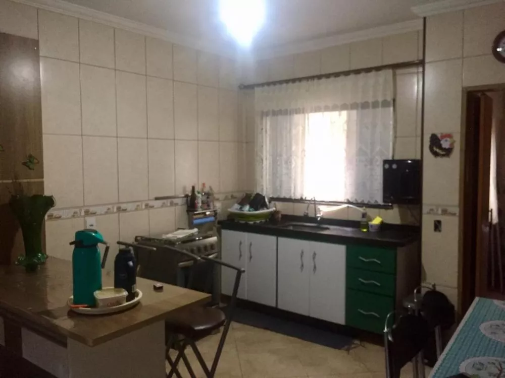 Sobrado, 3 quartos, 275 m² - Foto 1
