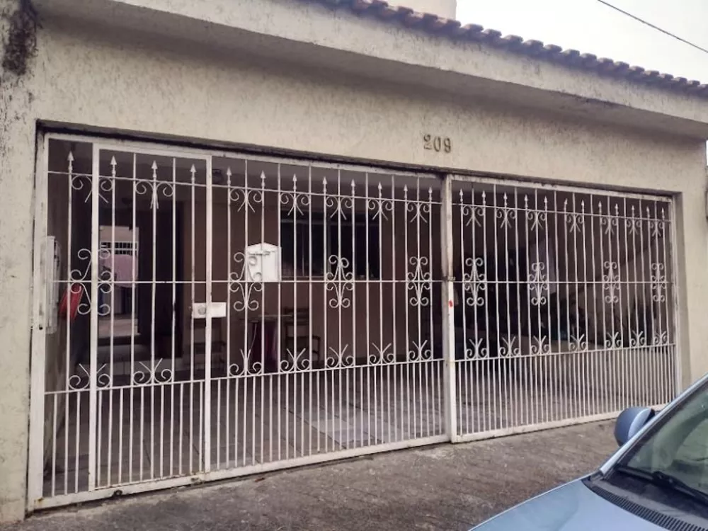 Sobrado à venda com 2 quartos, 177m² - Foto 1