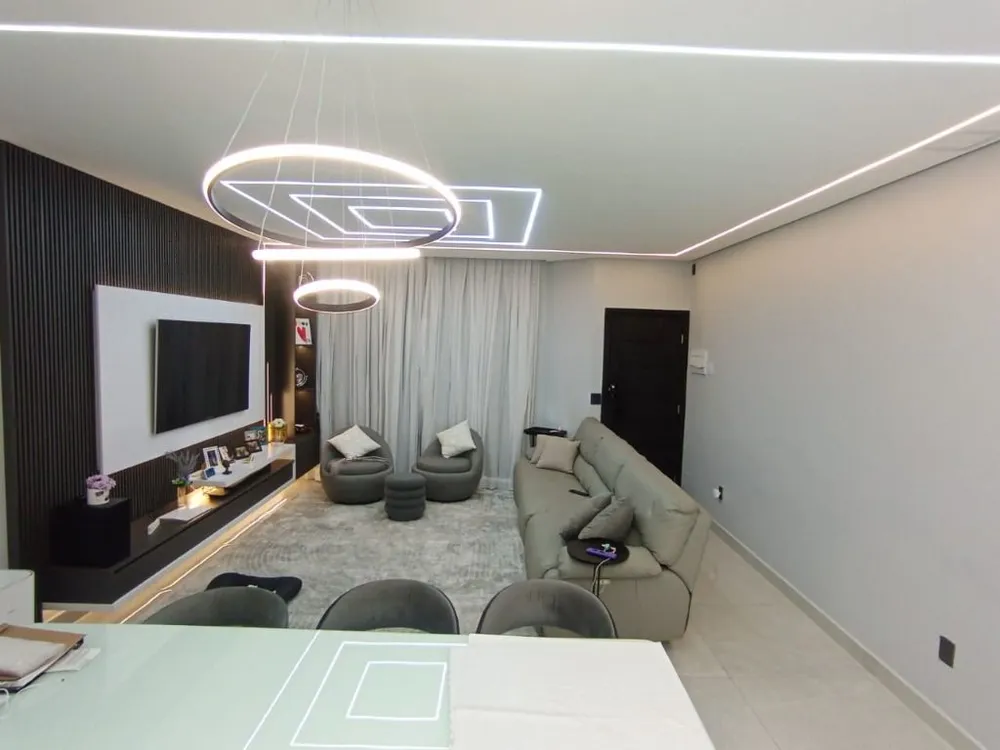 Sobrado, 3 quartos, 171 m² - Foto 1