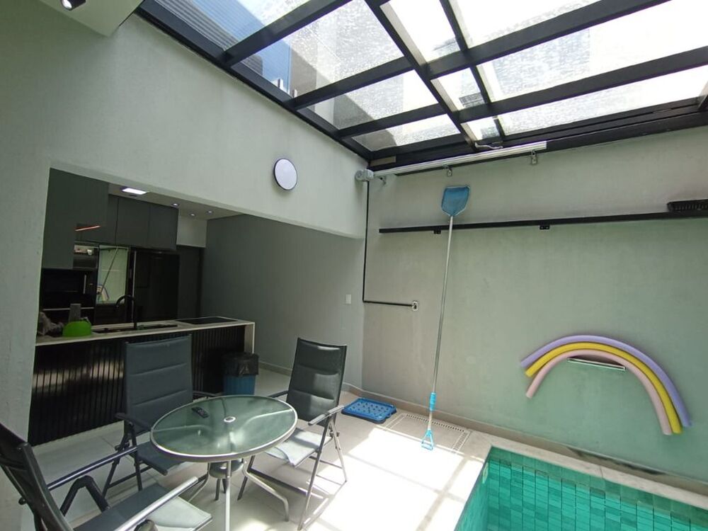 Sobrado, 3 quartos, 171 m² - Foto 2