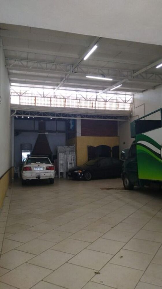 Loja-Salão, 250 m² - Foto 1