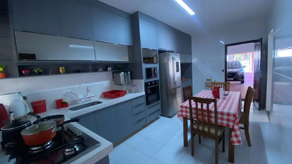 Casa, 2 quartos, 207 m² - Foto 1
